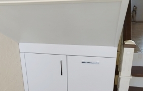 Шкаф под лестницу