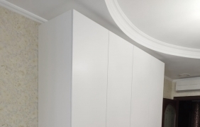 Шкаф со сдвижными фасадами