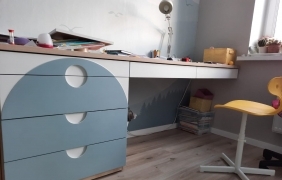 Рабочий стол для детской комнаты