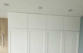 Платяной распашной шкаф в детскую комнату