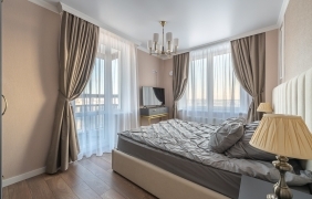 Консоль в спальню