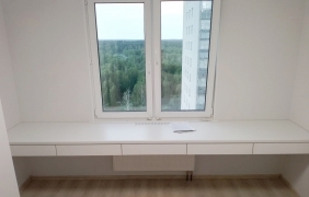 Консольный стол